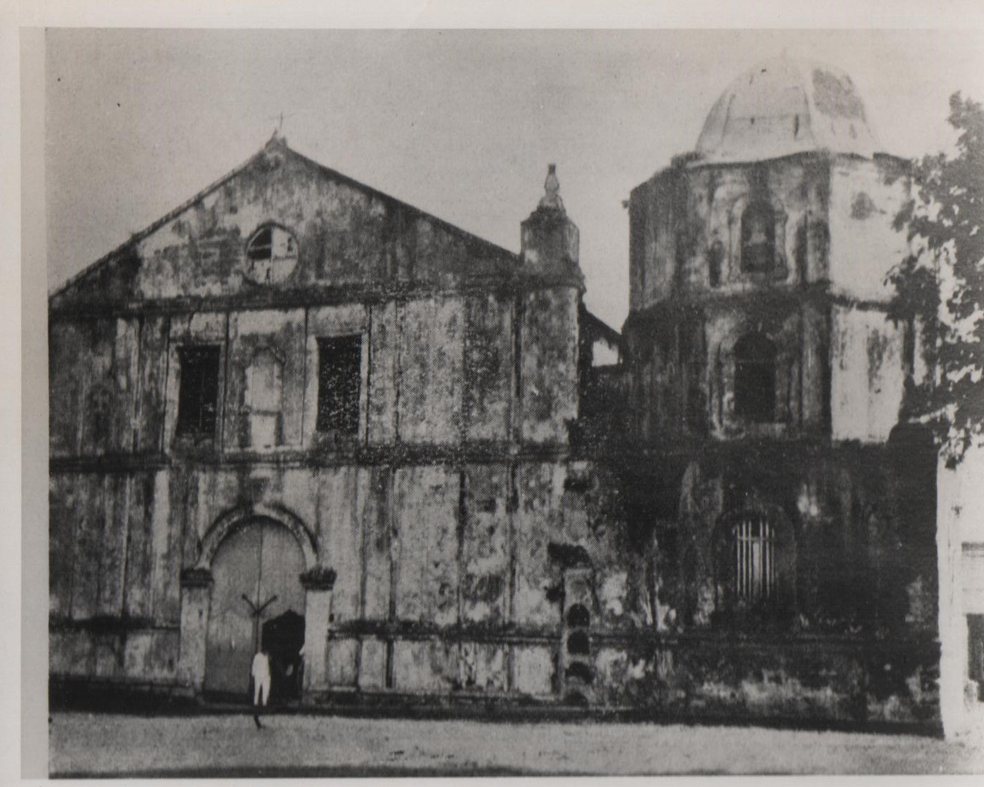 Nuestra Señora dela Candelaria Parish - Silang (Facade)